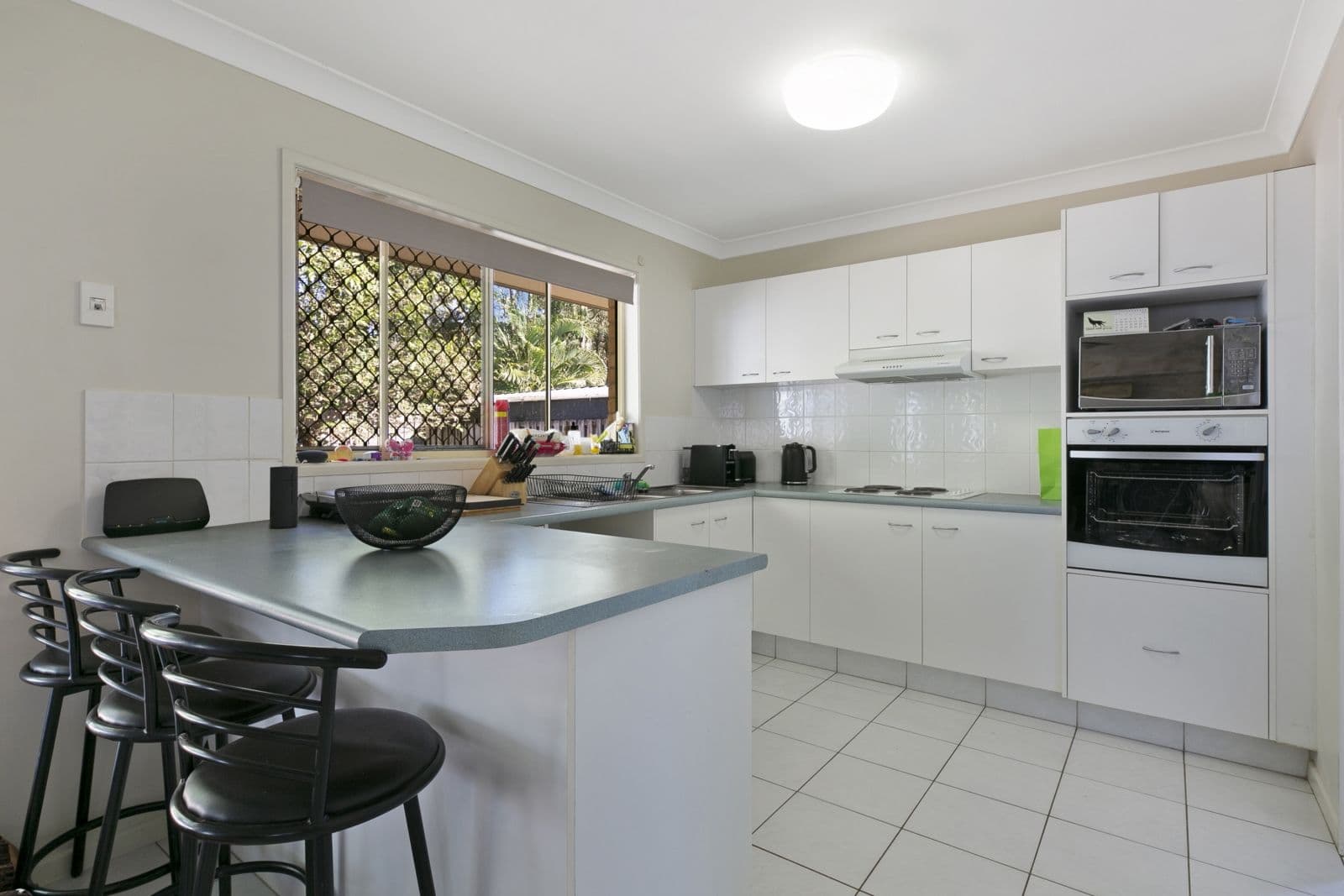 30 Swanton Drive, Mudgeeraba QLD 4213, Mudgeeraba - Thumbnail 2