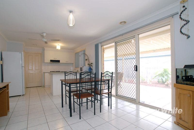 51 Raisell Road, CRANBOURNE WEST VIC 3977, Cranbourne West - Thumbnail 2