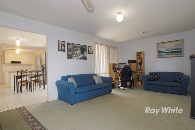 51 Raisell Road, CRANBOURNE WEST VIC 3977, Cranbourne West - Thumbnail 4