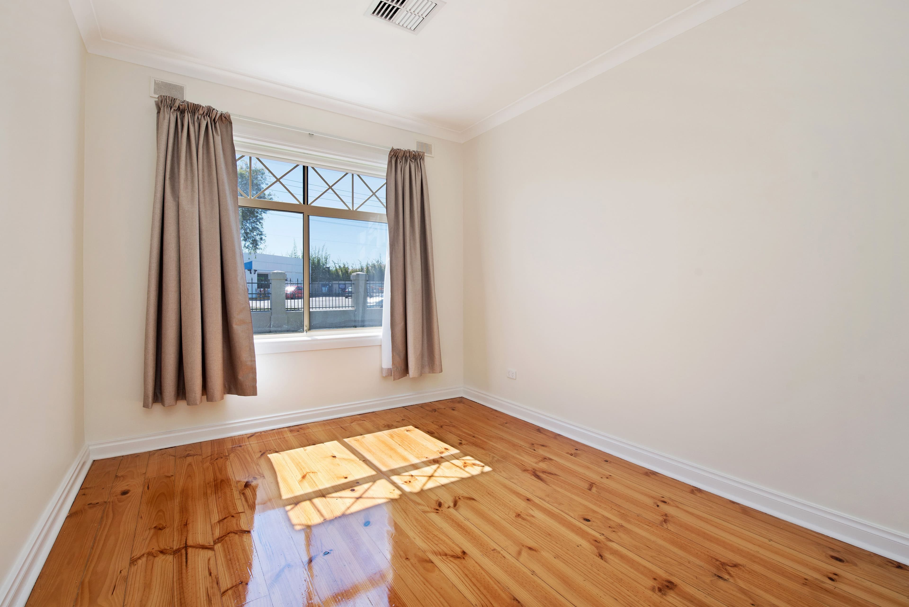 206 Findon Road, Findon SA 5023, Findon - Thumbnail 4
