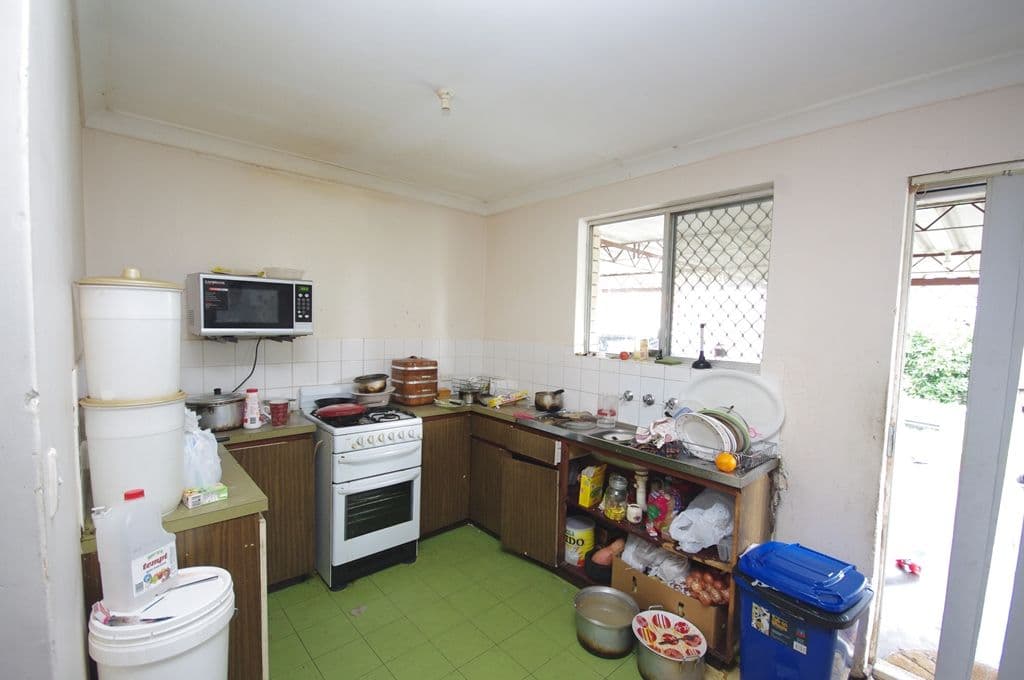 1 Whitehouse Drive, KOONDOOLA WA 6064, Koondoola - Thumbnail 4
