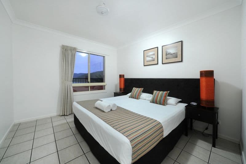 18 Golden Orchid Drive, AIRLIE BEACH QLD 4802, Airlie Beach - Thumbnail 6