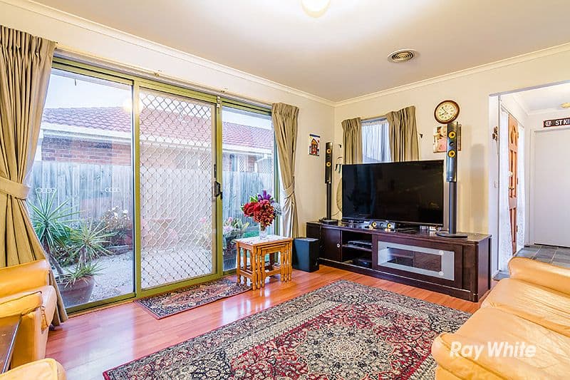 49 Raisell Road, Cranbourne West VIC 3977, Cranbourne West - Thumbnail 4