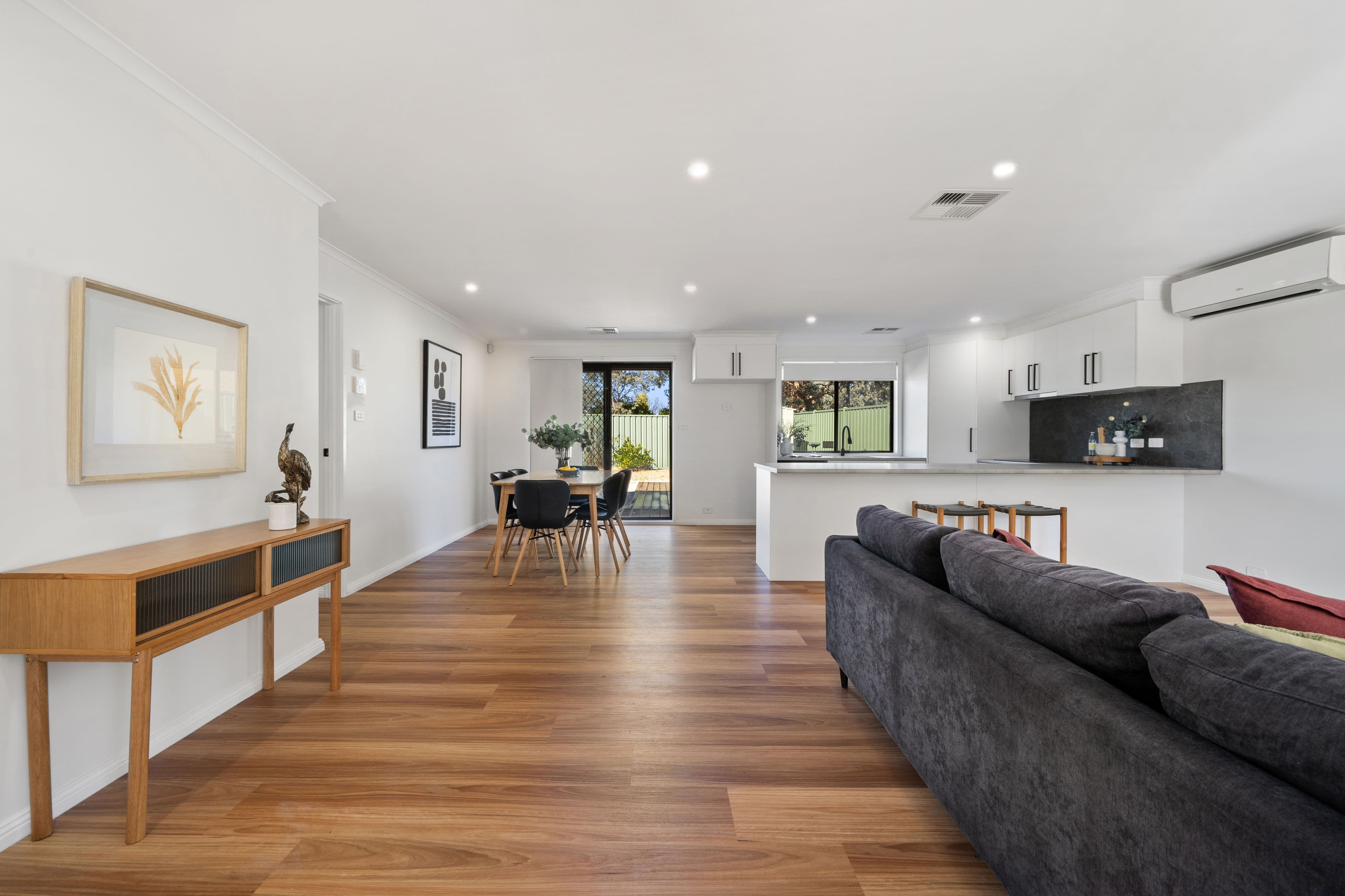 31 Le Souef Crescent, Florey ACT 2615, Florey - Thumbnail 2