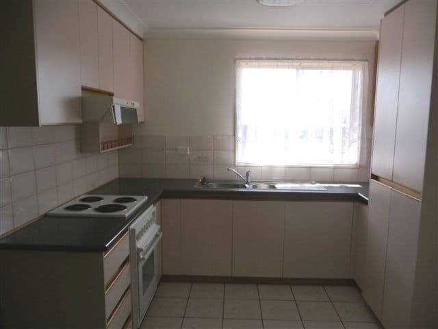 52  Hoepper Street, KEARNEYS SPRING QLD 4350, Kearneys Spring - Thumbnail 3