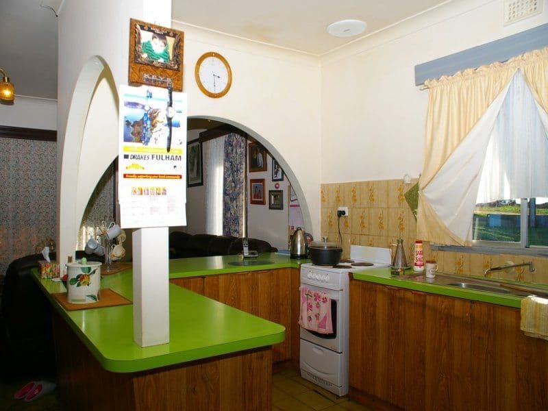212 Cooltong Avenue, RENMARK SA 5341, Renmark - Thumbnail 3