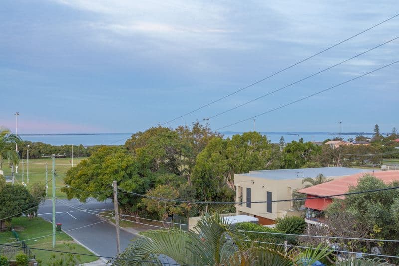 15 Warra Street, Wynnum QLD 4178, Wynnum - Thumbnail 2