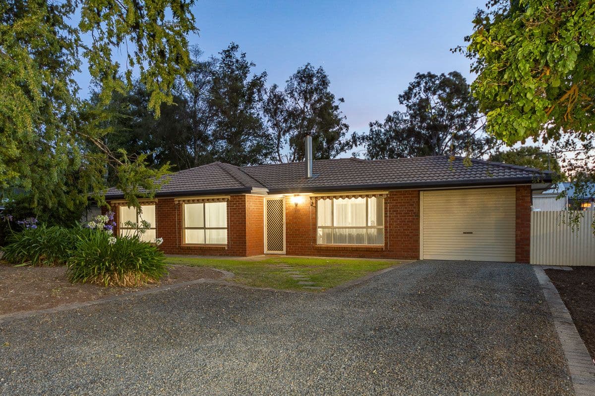 24 Freshford Place, Woodside SA 5244, Woodside - Image 1