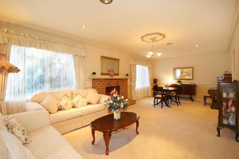 26 Wheatland Crescent, DINGLEY VILLAGE VIC 3172, Dingley Village - Thumbnail 3