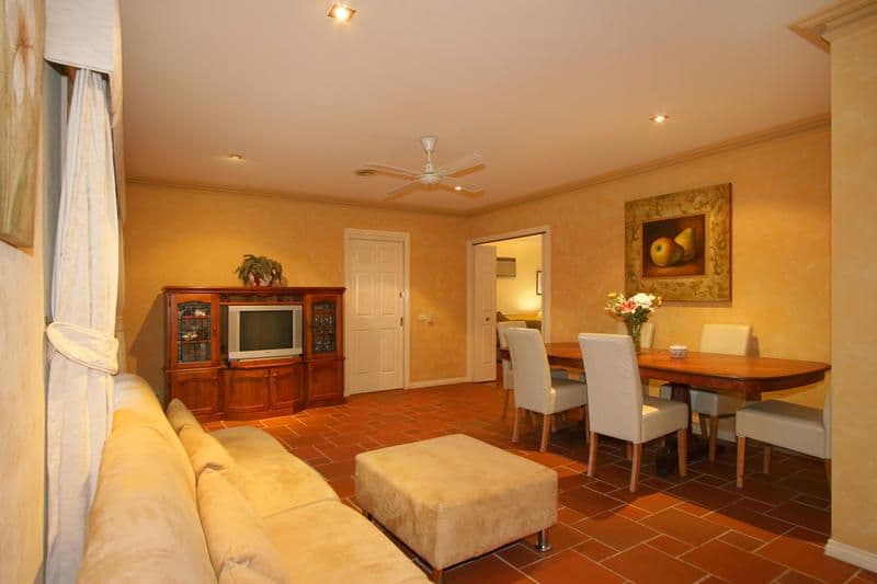 26 Wheatland Crescent, DINGLEY VILLAGE VIC 3172, Dingley Village - Thumbnail 5
