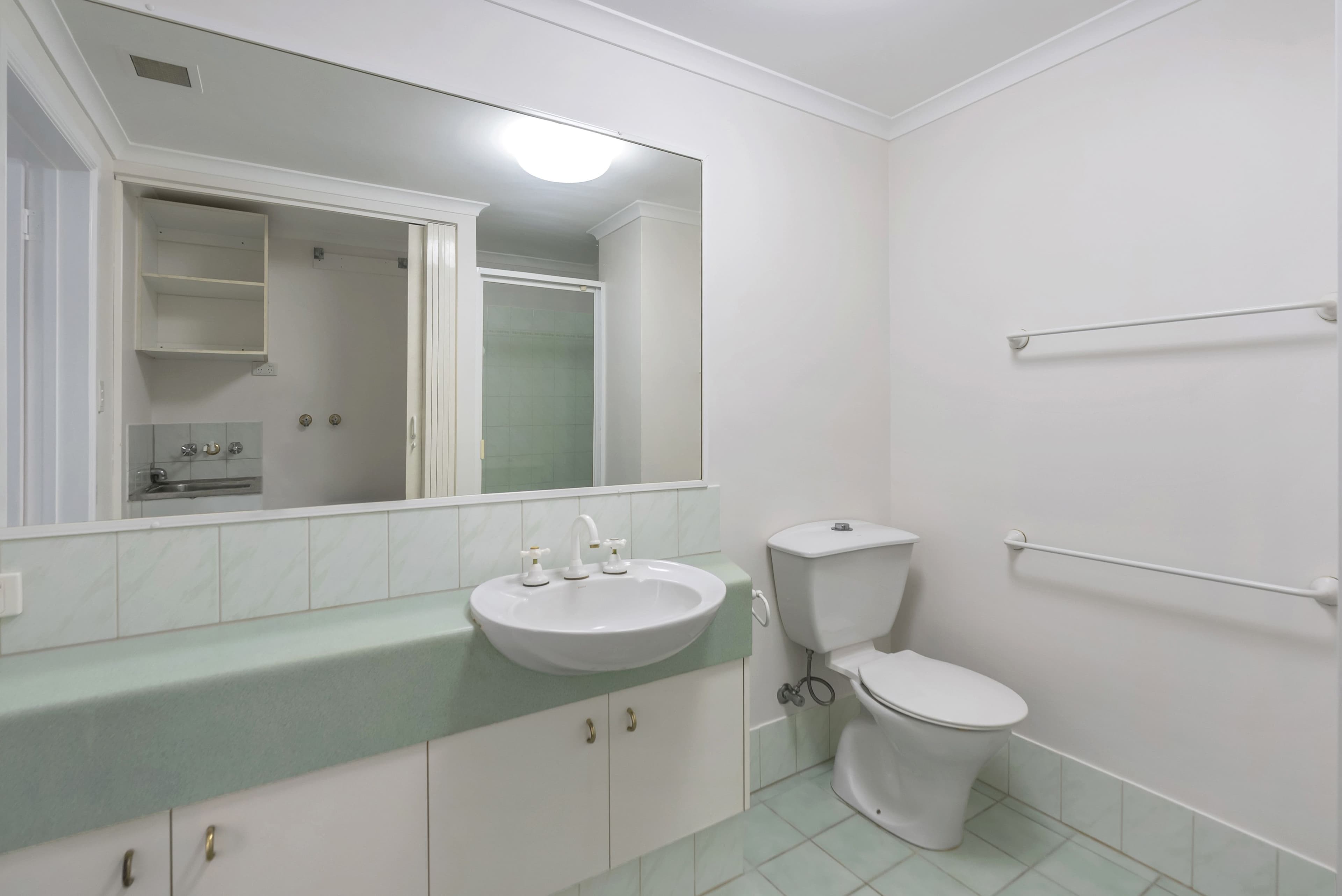 98-100 Moore Street, Trinity Beach QLD 4879, Trinity Beach - Thumbnail 7