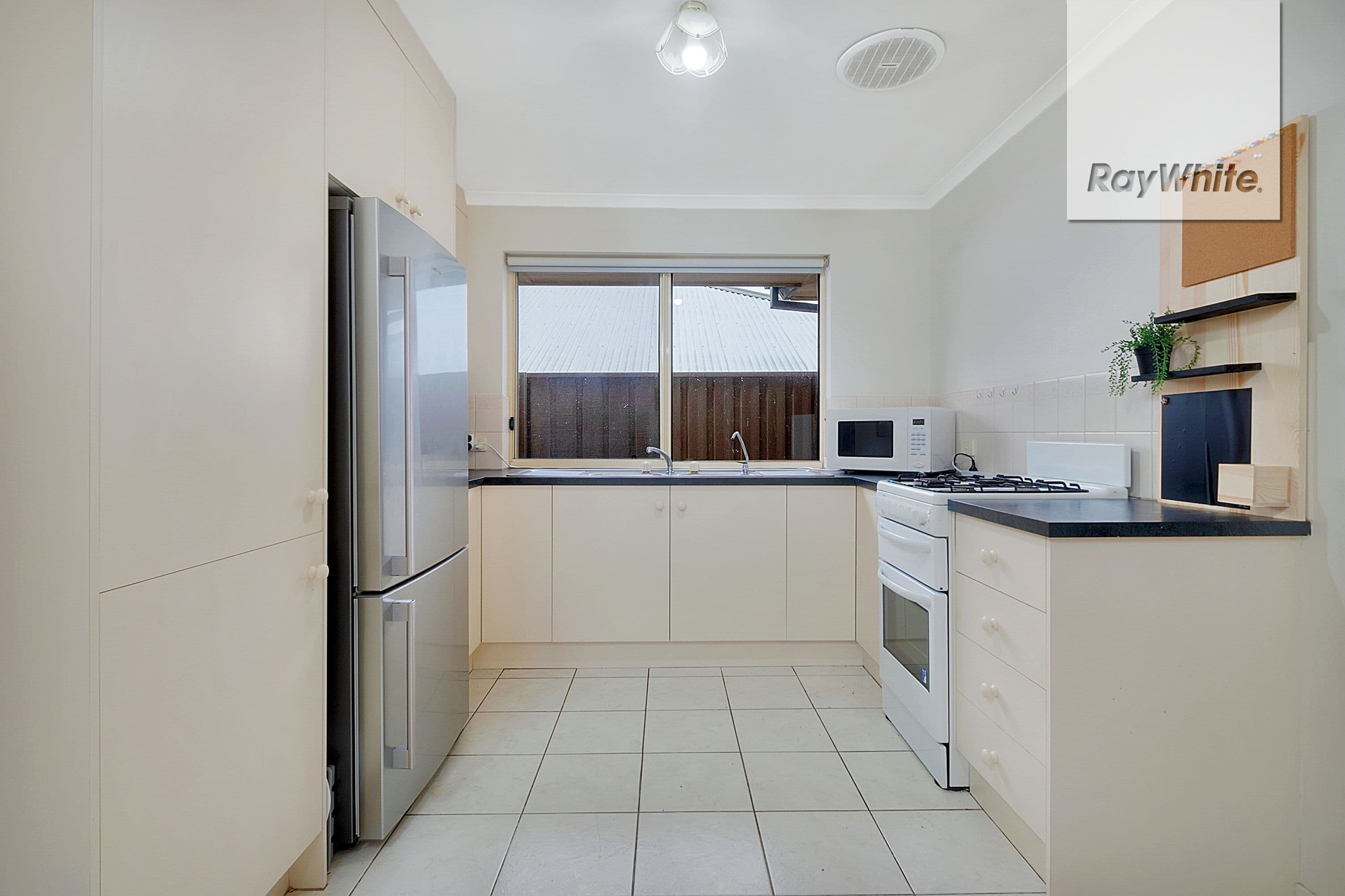 8 Ayles Court, Greenwith SA 5125, Greenwith - Thumbnail 2