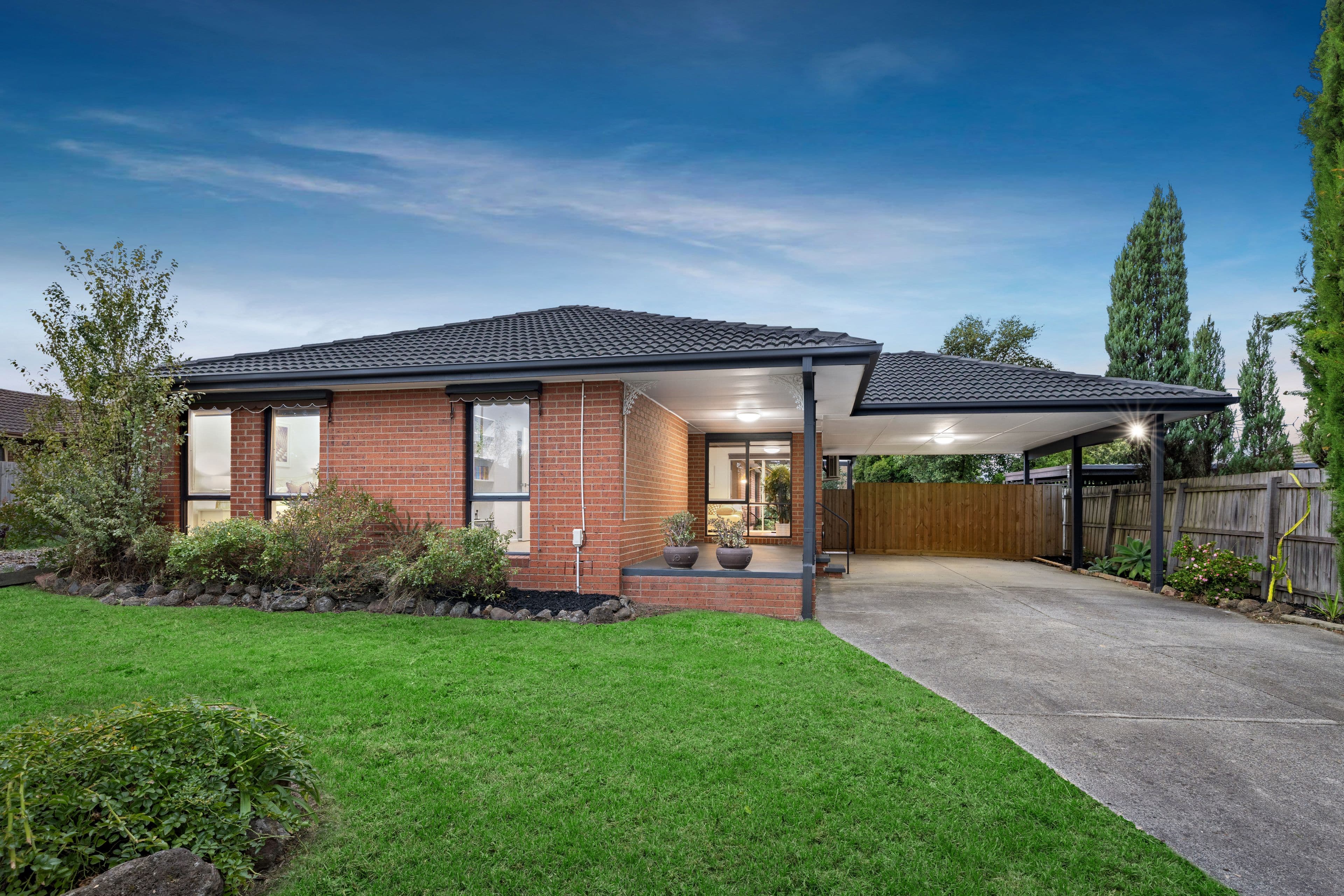 18 Hartington Drive, Wantirna VIC 3152, Wantirna - Image 1