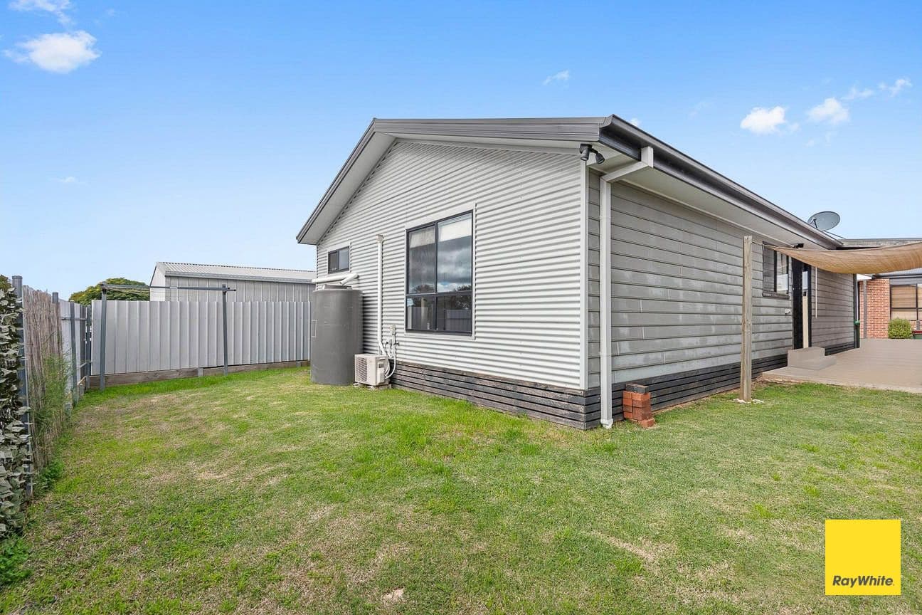 15 Daniel Street, Long Gully VIC 3550, Long Gully - Thumbnail 8