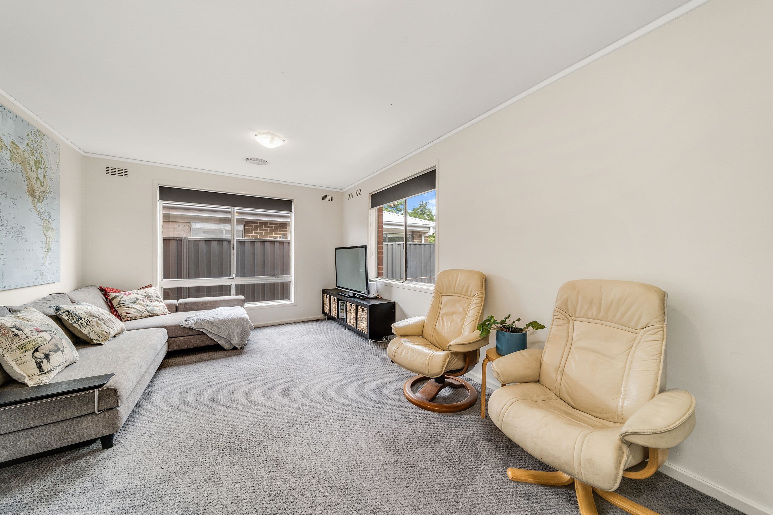 11 Biffin Street, Cook ACT 2614, Cook - Thumbnail 3