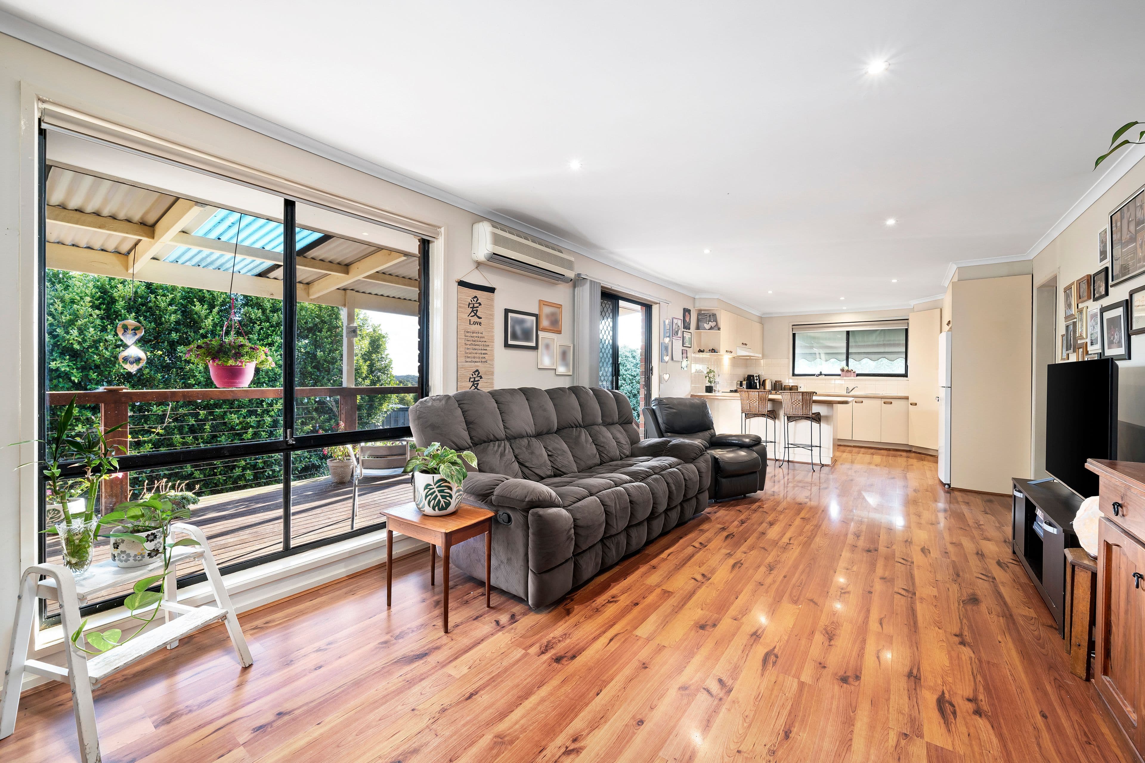 6 Sandleford Court, Sunbury VIC 3429, Sunbury - Thumbnail 4