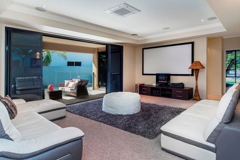 35 Calmwater Crescent, HELENSVALE QLD 4212, Helensvale - Thumbnail 3
