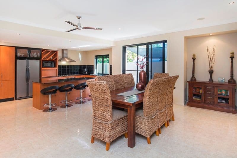 35 Calmwater Crescent, HELENSVALE QLD 4212, Helensvale - Thumbnail 8