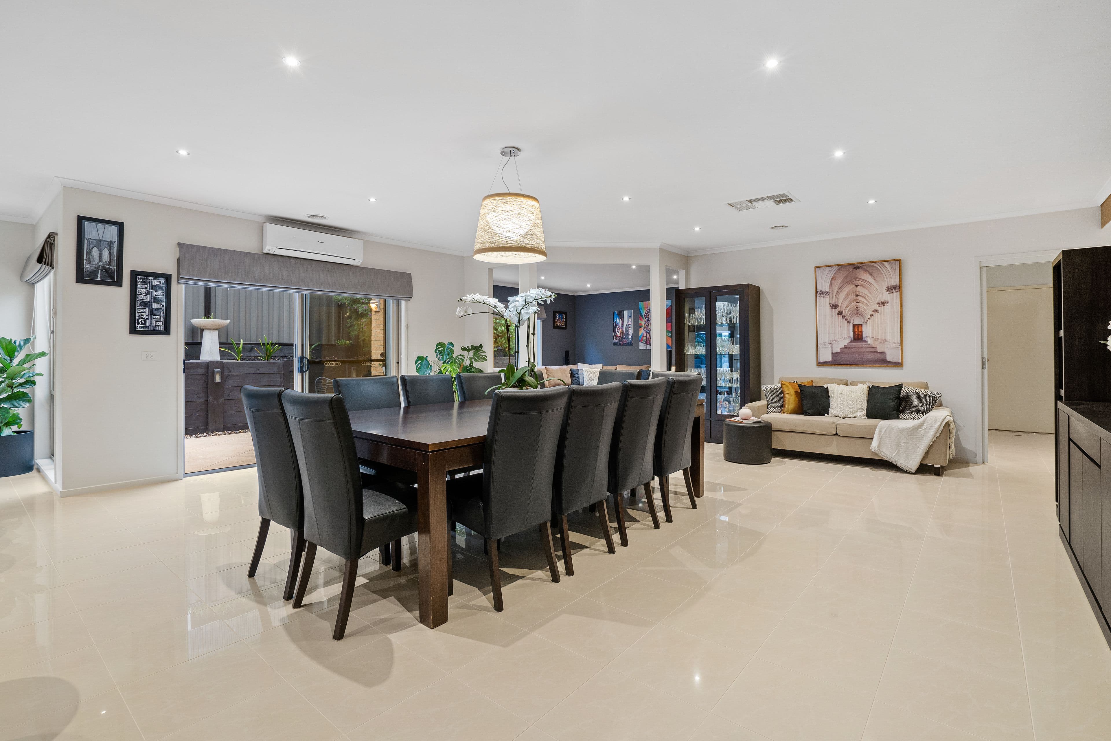 2 Palais Crescent, South Morang VIC 3752, South Morang - Thumbnail 7