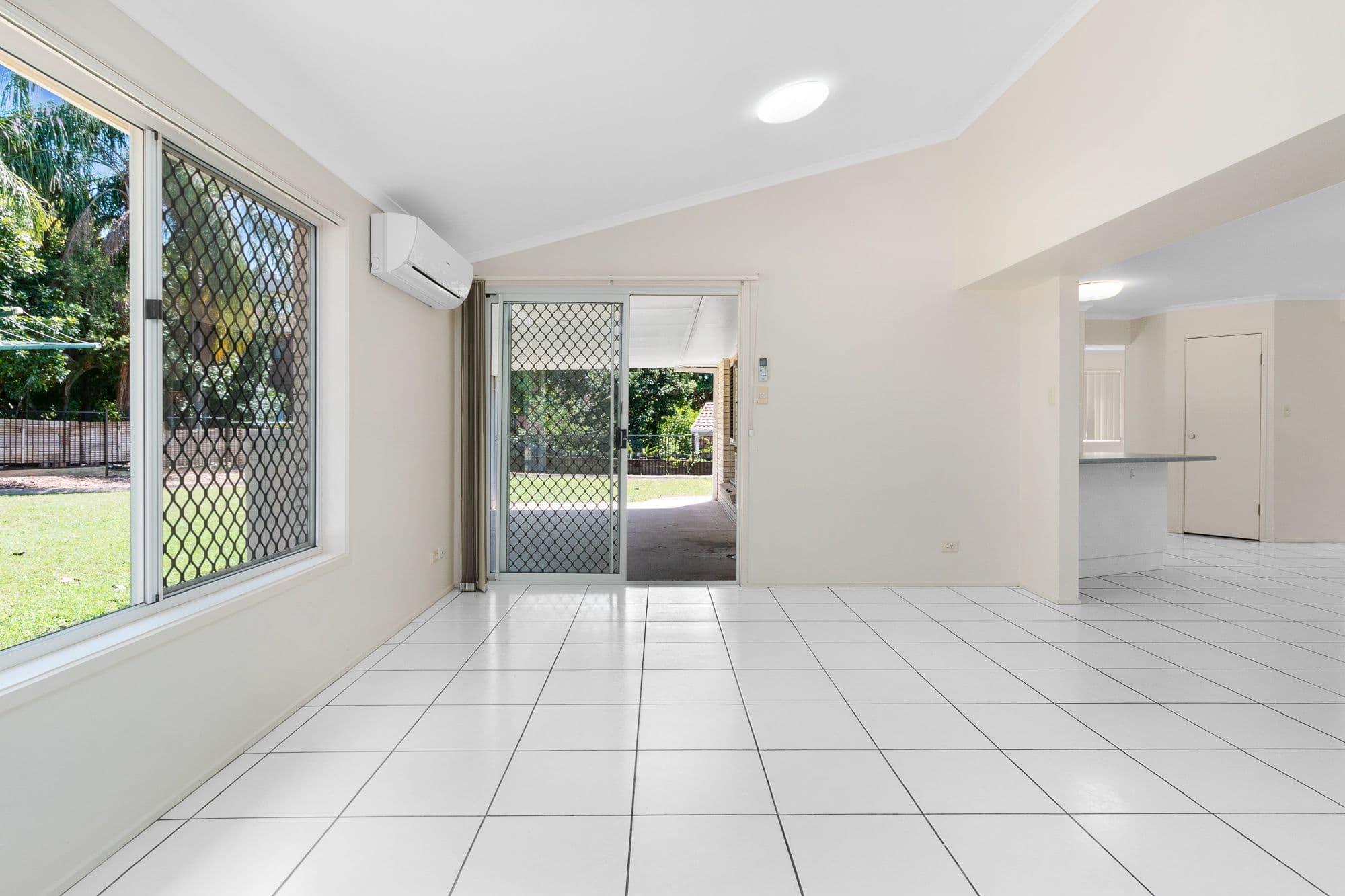 9 Janie Close, Sinnamon Park QLD 4073, Sinnamon Park - Thumbnail 7