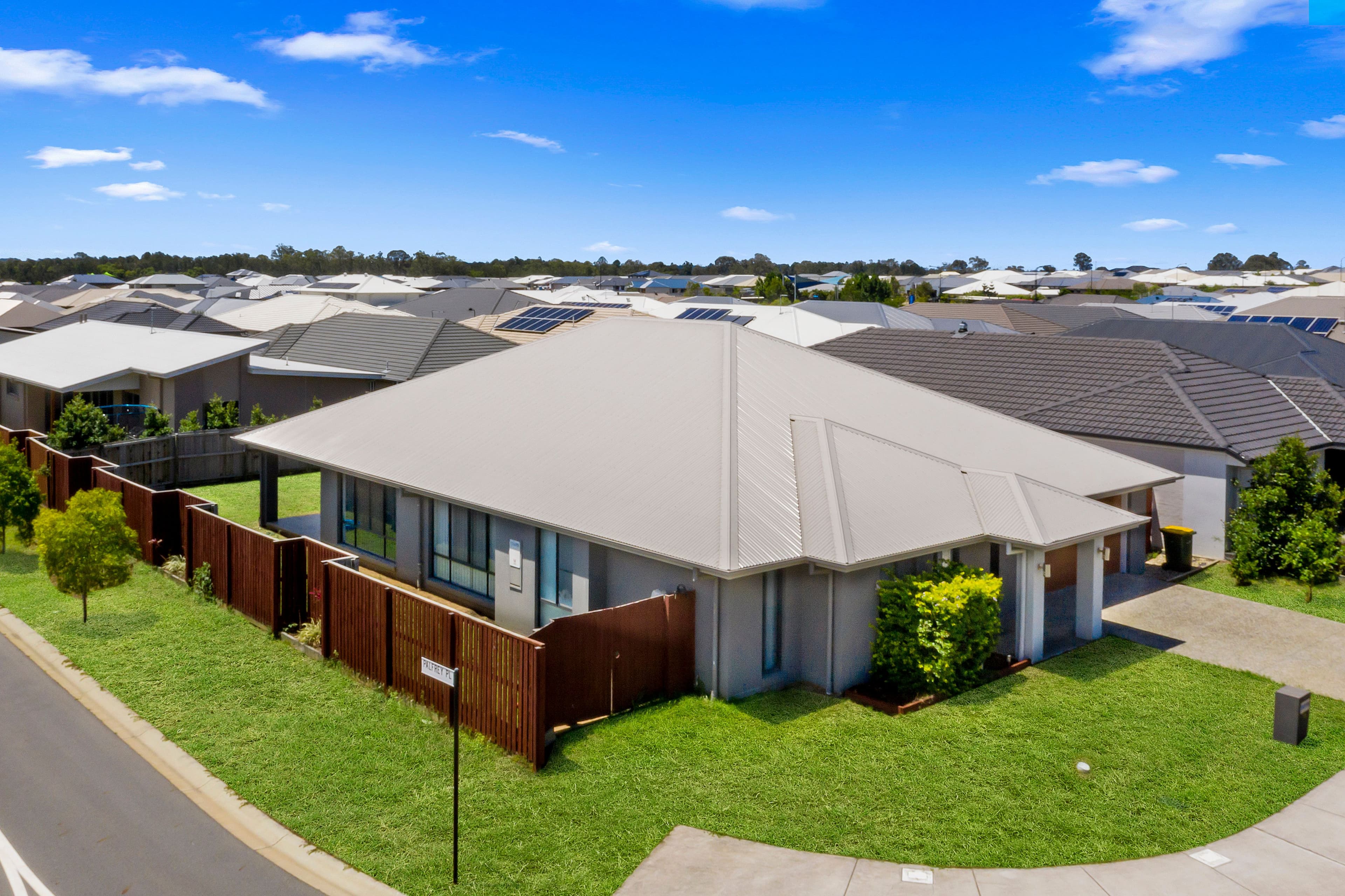 40 Stradbroke Street, Burpengary East QLD 4505, Burpengary East - Thumbnail 3