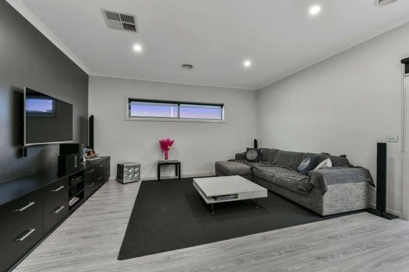 7 Mulgra View, Tarneit VIC 3029, Tarneit - Thumbnail 2