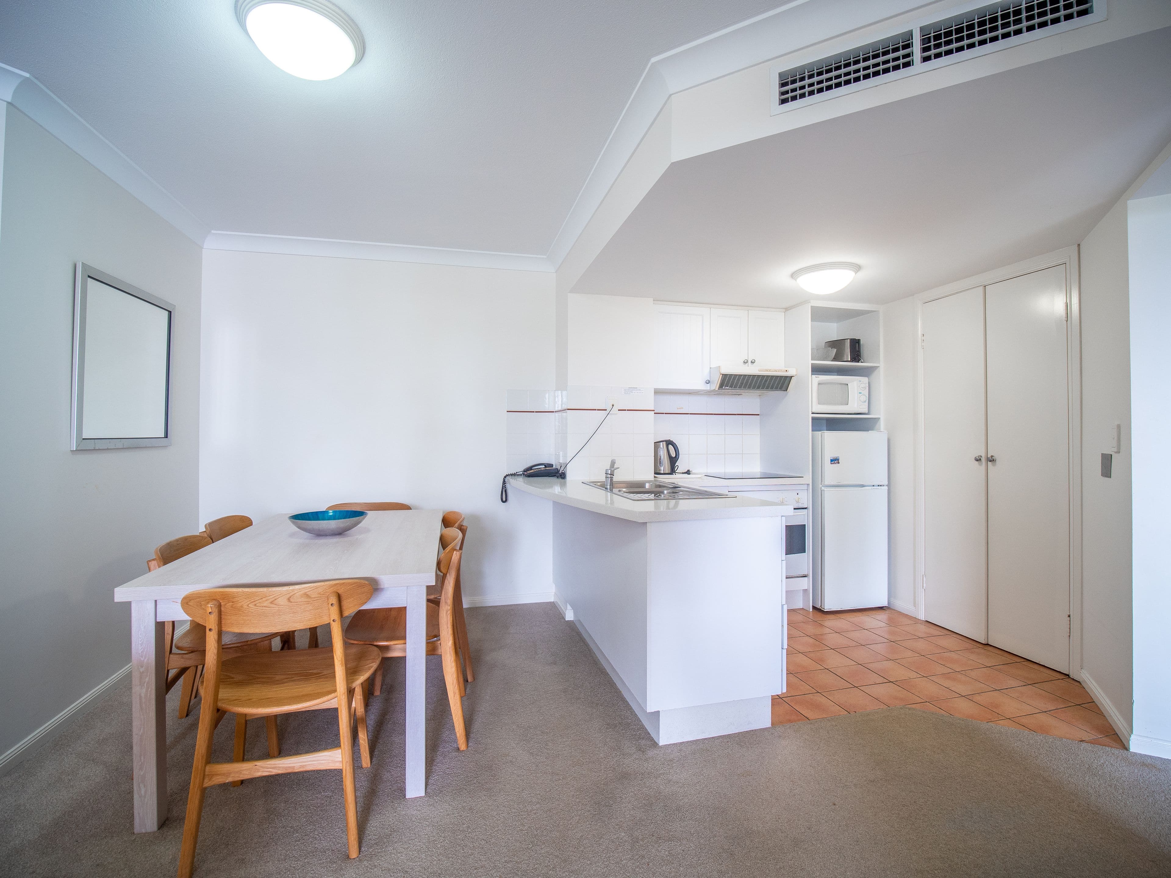 99 Griffith Street, Coolangatta QLD 4225, Coolangatta - Thumbnail 5