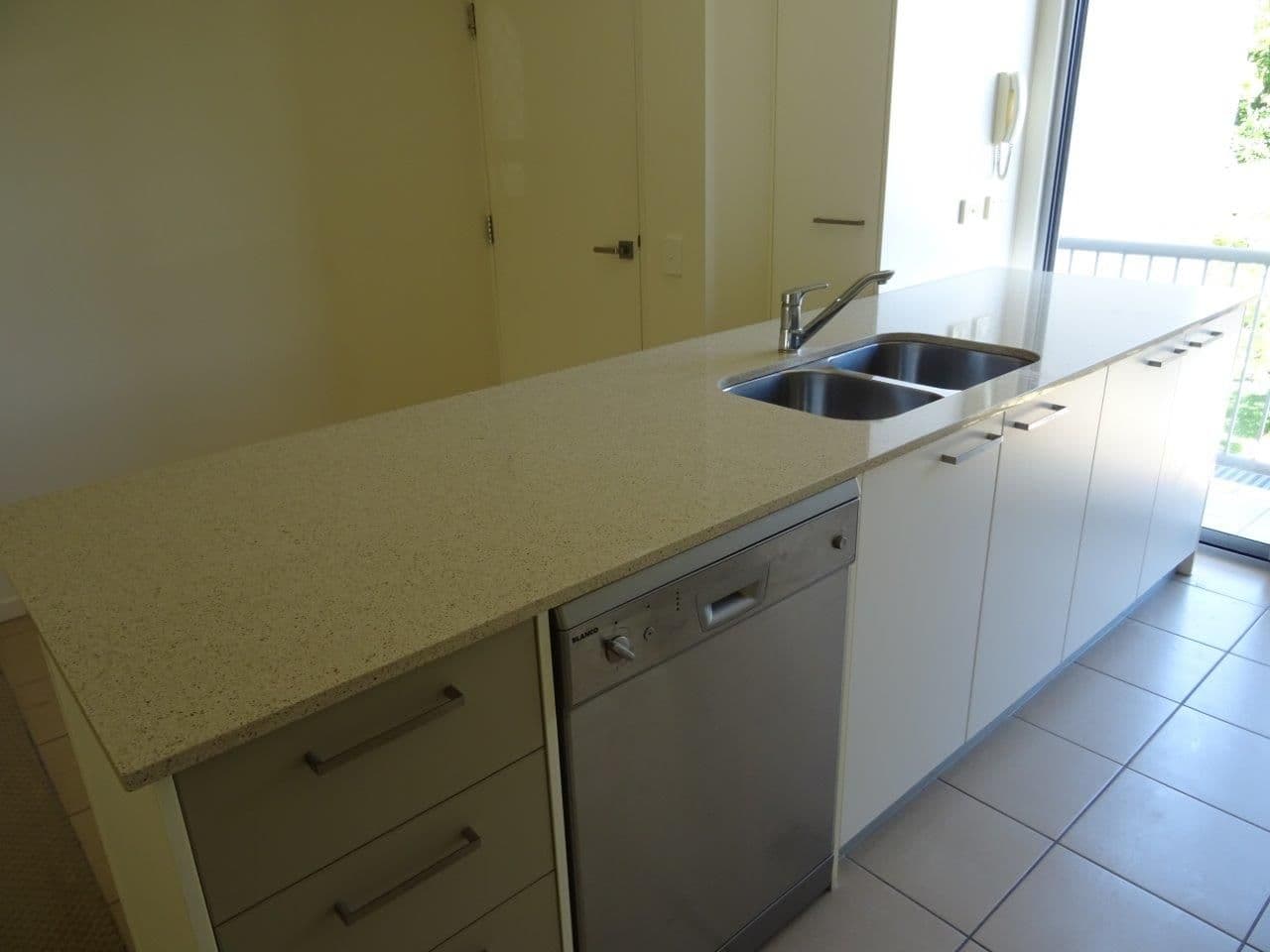 12 - 18 Bayview Street, Runaway Bay QLD 4216, Runaway Bay - Thumbnail 7