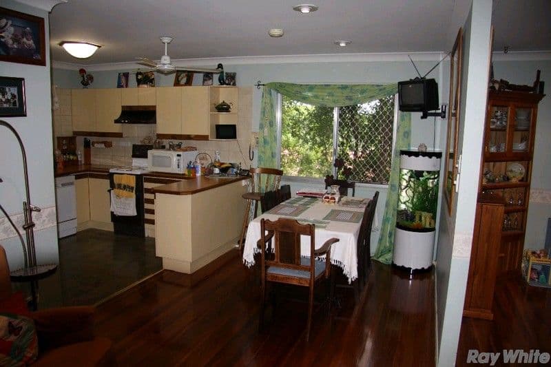 3 Capsella Street, EVERTON HILLS QLD 4053, Everton Hills - Thumbnail 2