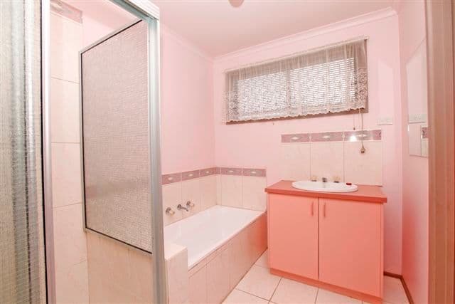 7 Flowers Close, ROXBURGH PARK VIC 3064, Roxburgh Park - Thumbnail 5