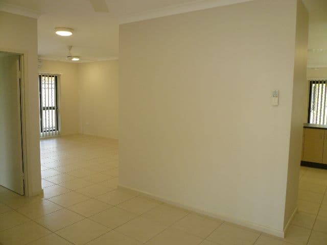 ROSEBERY NT 0832, Rosebery - Thumbnail 3