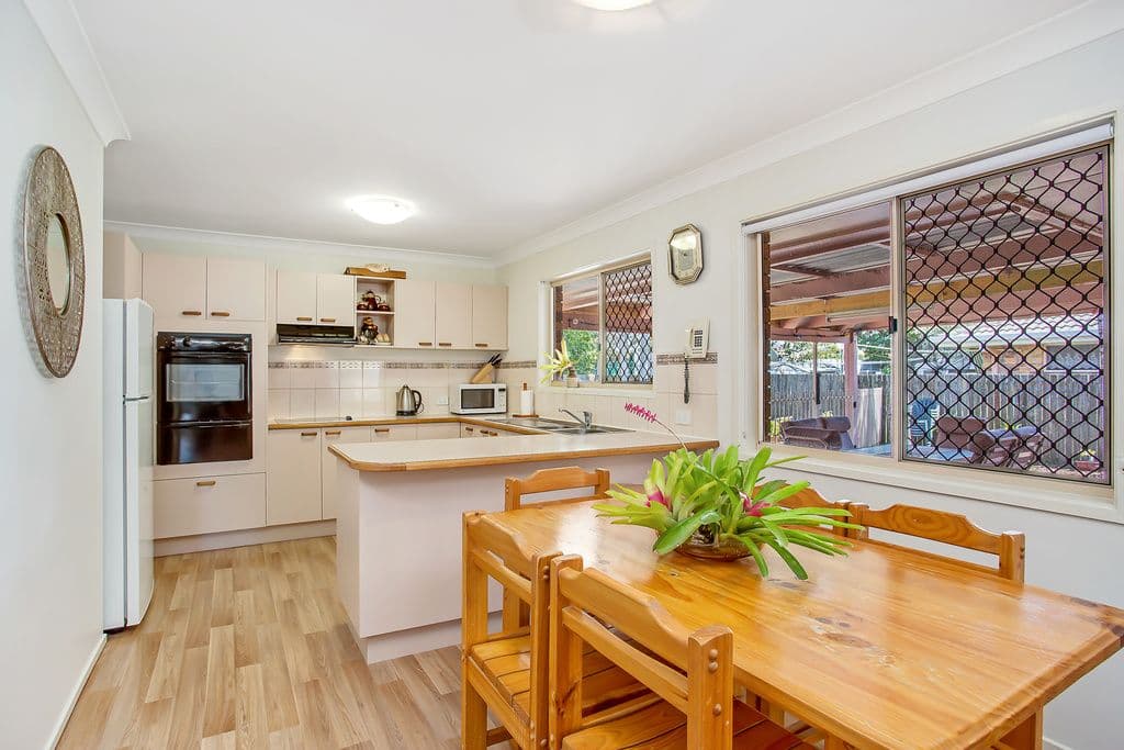 27 Harrier Drive, Burleigh Waters QLD 4220, Burleigh Waters - Thumbnail 4