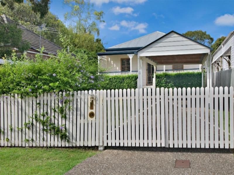29 Leybourne Street, CHELMER QLD 4068, Chelmer - Thumbnail 2