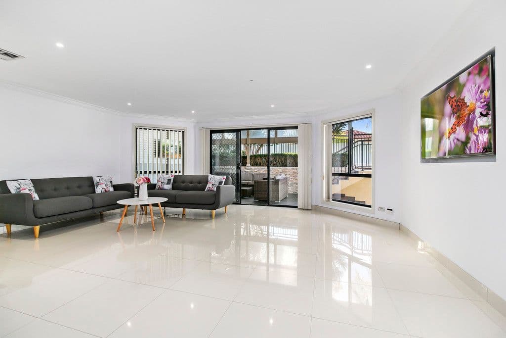 6 London Court, Cecil Hills NSW 2171, Cecil Hills - Thumbnail 2