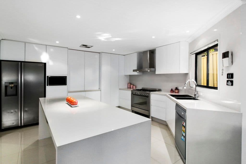 6 London Court, Cecil Hills NSW 2171, Cecil Hills - Thumbnail 3