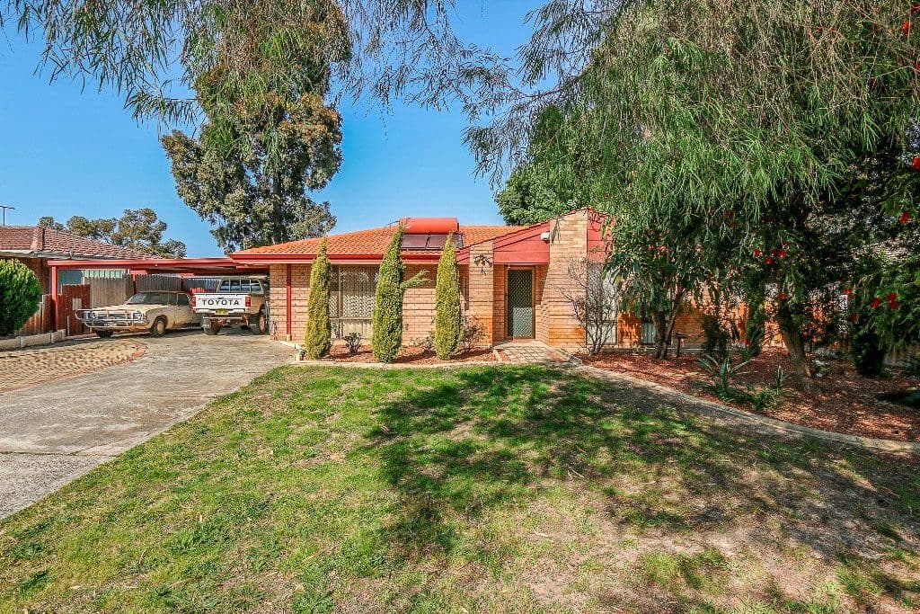 5 Baxendale Way, Camillo WA 6111, Camillo - Image 1