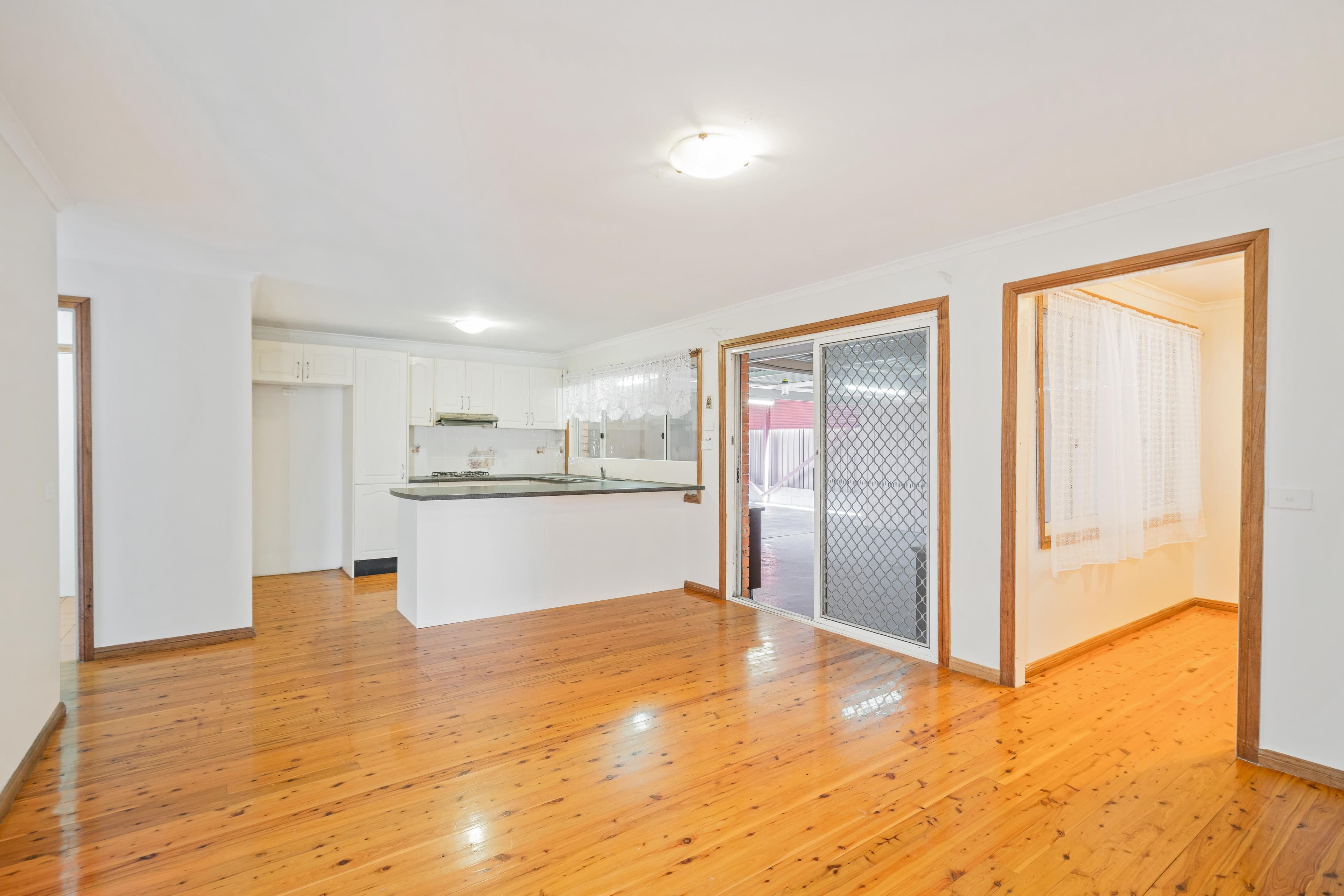 1 Cheryl Place, Plumpton - Thumbnail 3