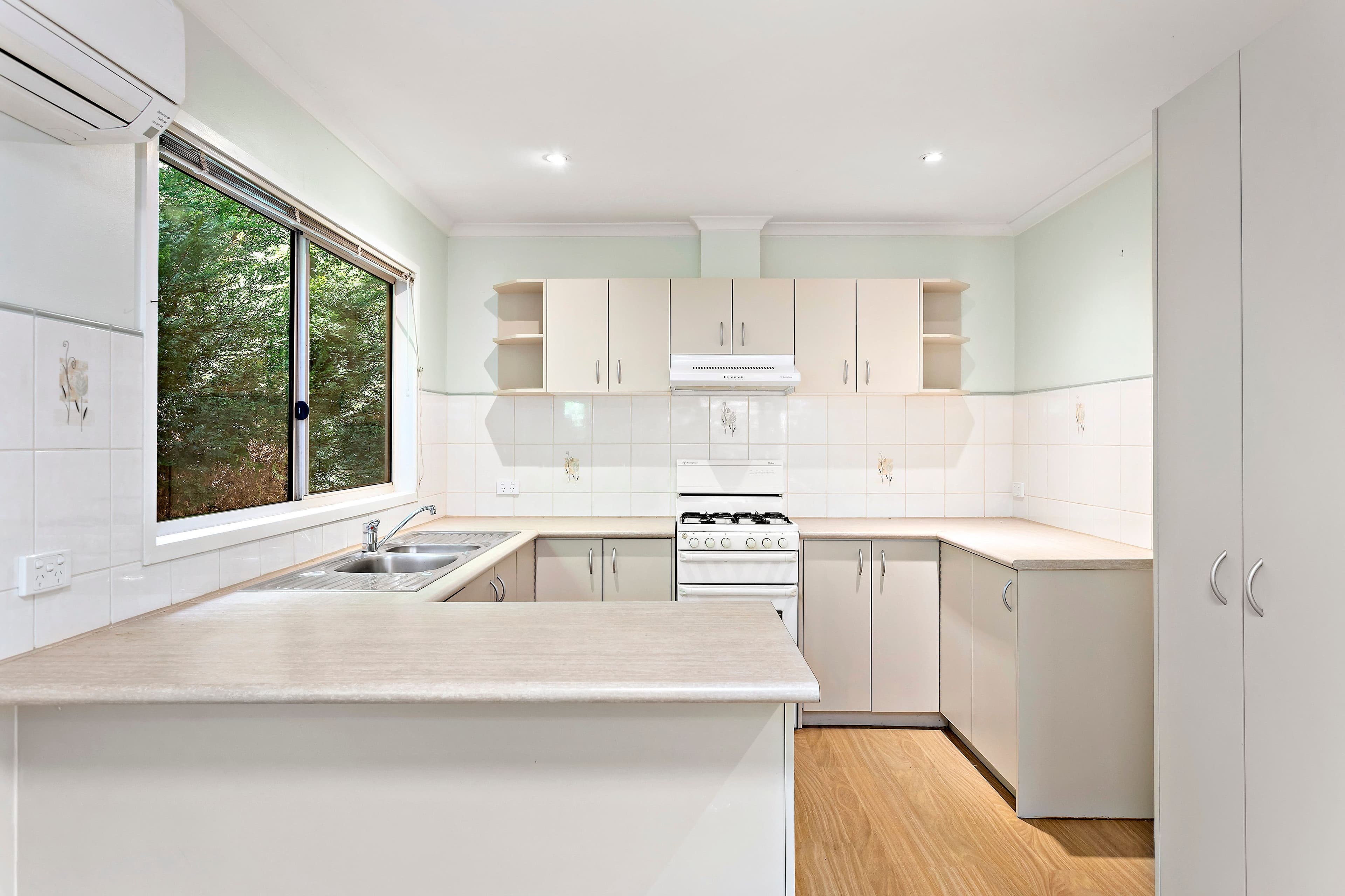 44 Kenilworth Avenue, Frankston VIC 3199, Frankston - Thumbnail 5
