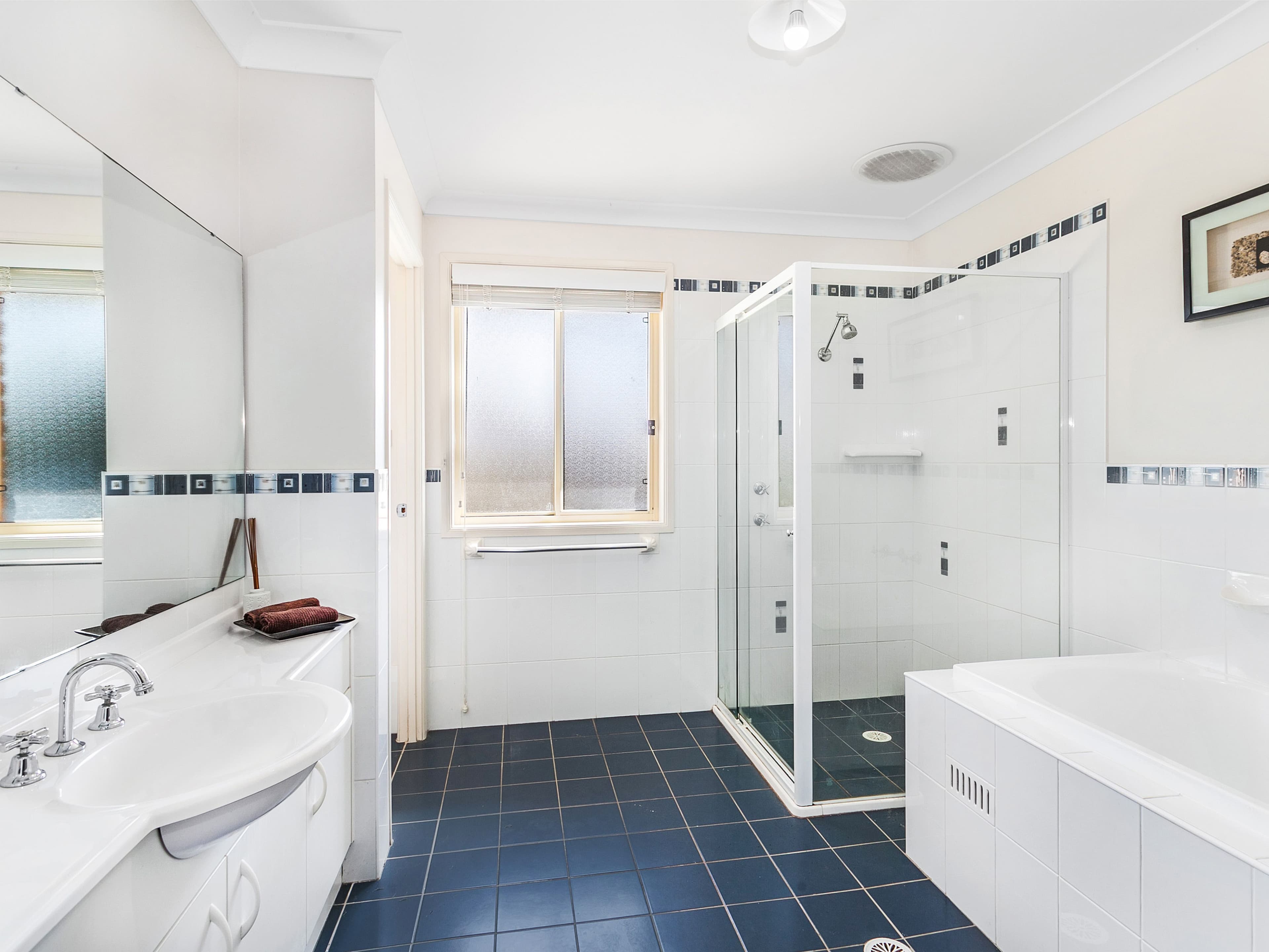 84 Walker Street, Helensburgh - Thumbnail 8