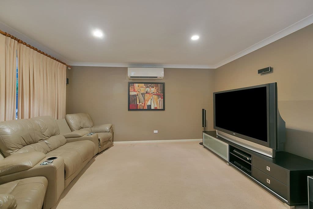 16 Darcelle Place, Ormiston QLD 4160, Ormiston - Thumbnail 8