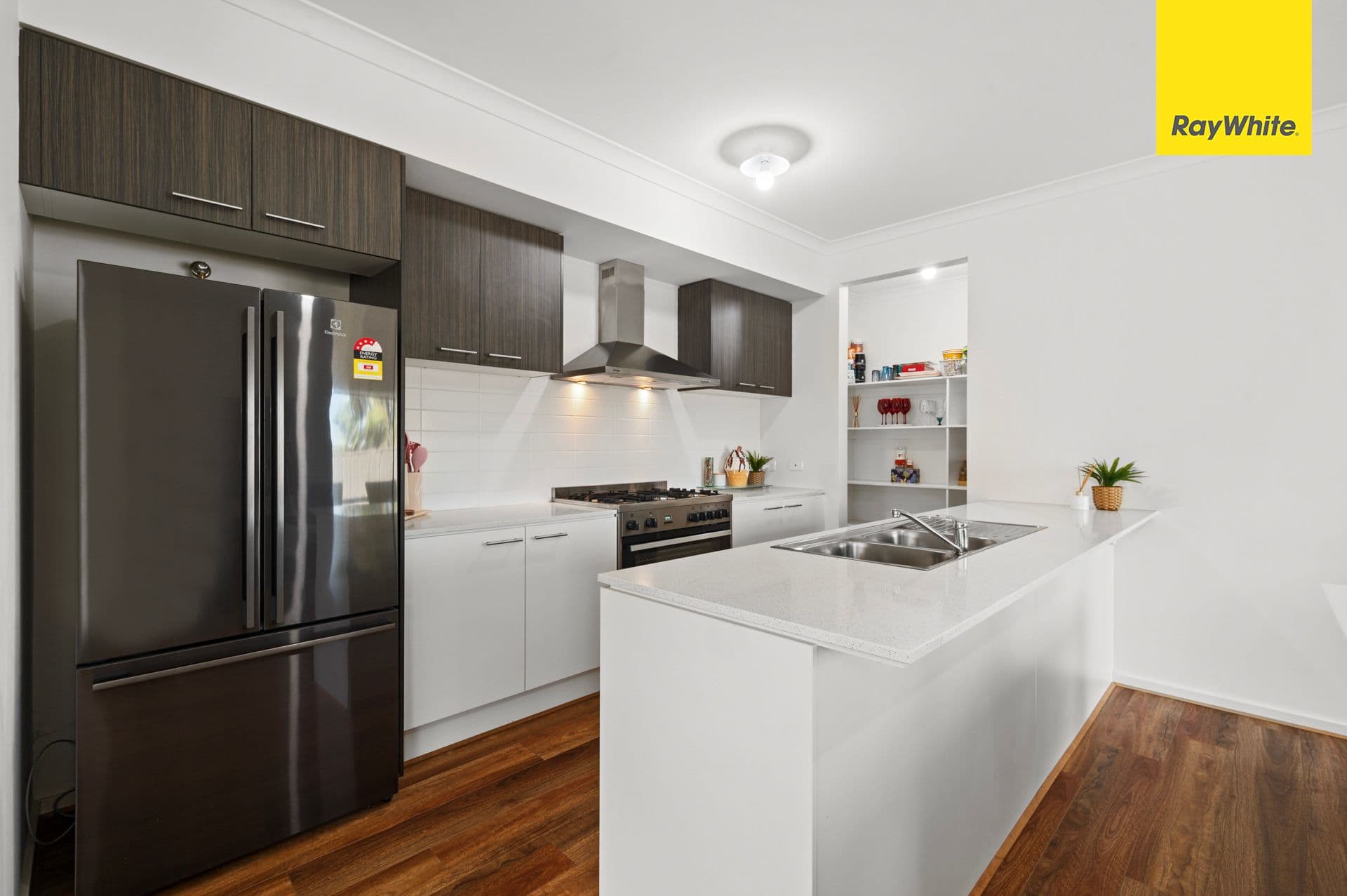 22 Oaky Crescent, COBBLEBANK VIC 3338, Cobblebank - Thumbnail 3