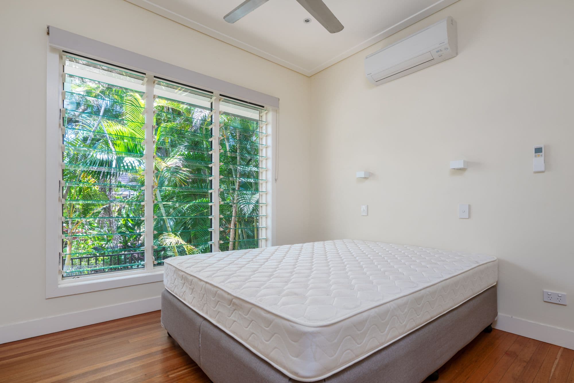 16 Reid Road, Wongaling Beach QLD 4852, Wongaling Beach - Thumbnail 8