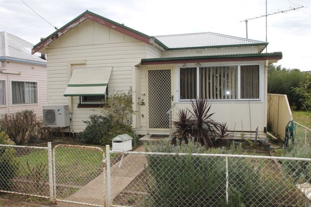 53 Pryor Street, Quirindi - Image 1