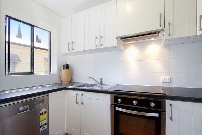 33 Hoogley Street, WEST END QLD 4101, West End - Thumbnail 4