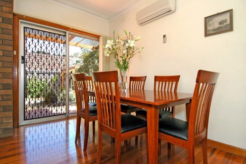 11 Loyola Court, WATSONIA VIC 3087, Watsonia - Thumbnail 3
