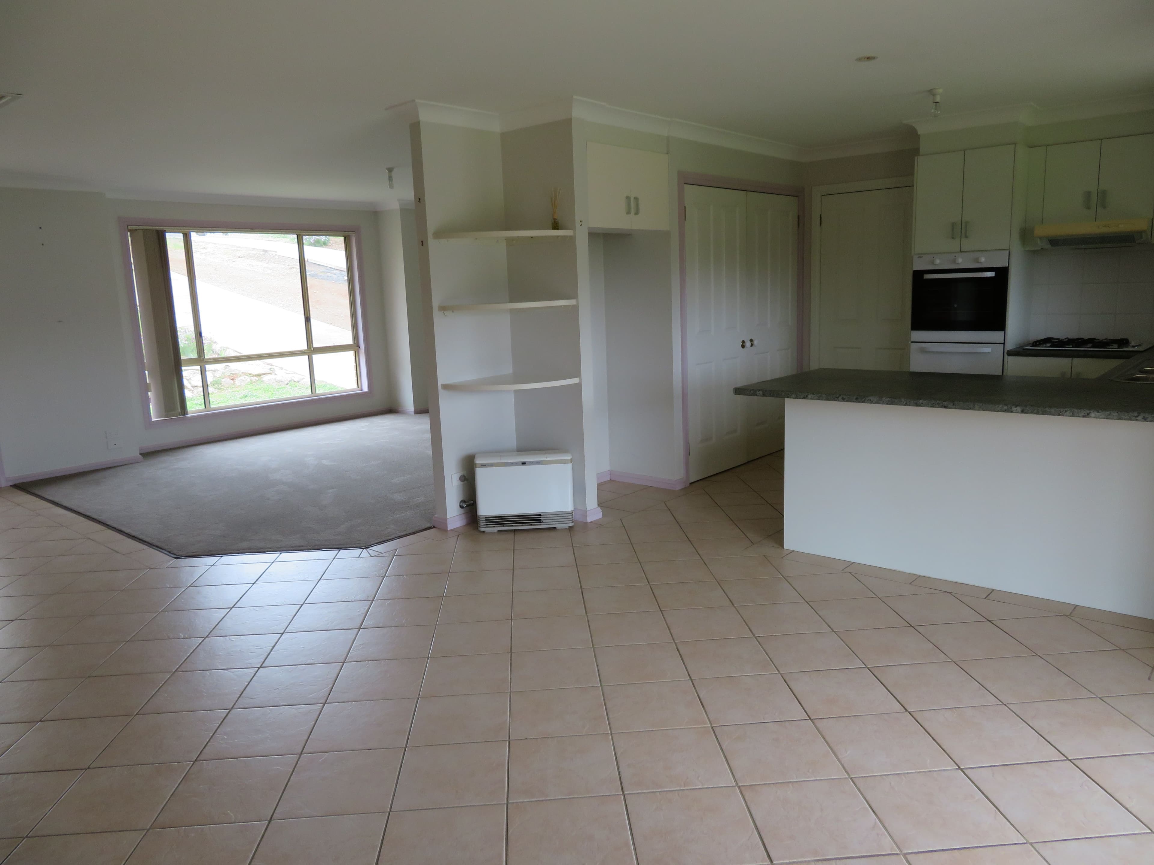 35 Mount Street, Gundagai NSW 2722, Gundagai - Thumbnail 2