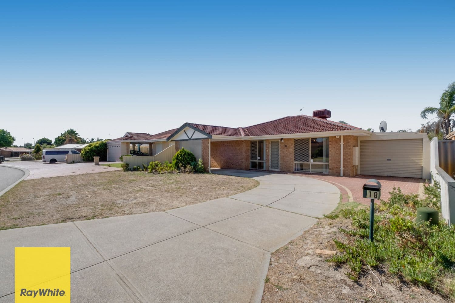 18 Beedelup Close, Ballajura WA 6066, Ballajura - Thumbnail 2
