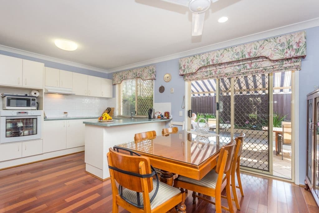 120 Uxbridge Street, GRANGE QLD 4051, Grange - Thumbnail 2