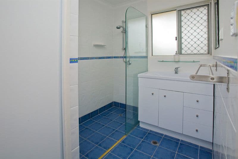 17 Lowana Street, CAMIRA QLD 4300, Camira - Thumbnail 6