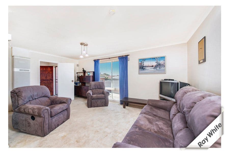 5 Ullamulla Crescent, KARABAR NSW 2620, Karabar - Image 1